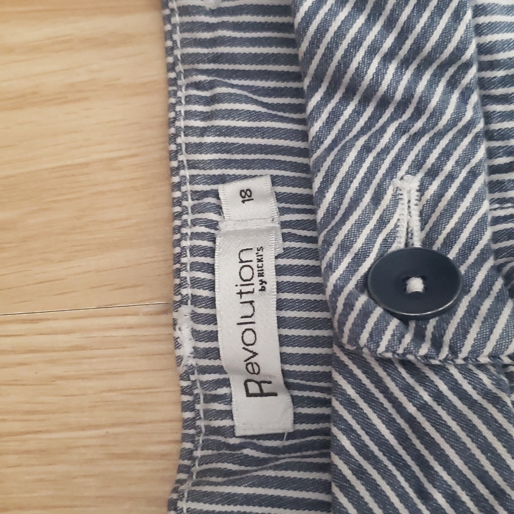 Rickis size 18 striped shorts - Picture 4 of 6